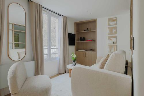Magnificent apartment -1BR-4P- Canal Saint-Martin