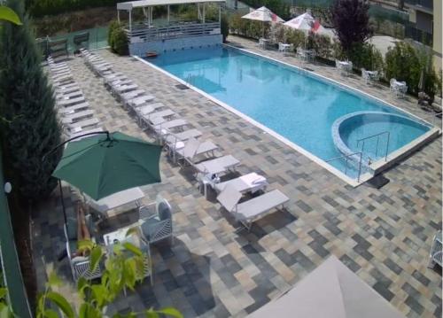 Πισίνα στο ή κοντά στο Apartament Sideco Residence Park