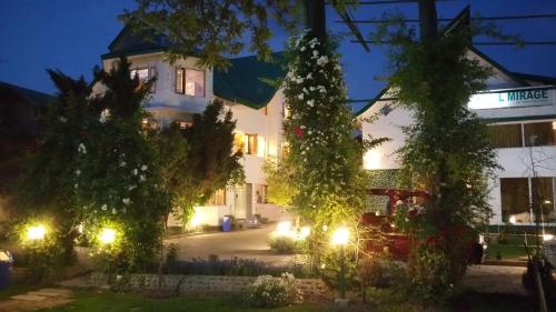 Zahrada ubytování Hotel Mirage