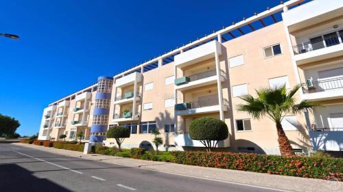 Marina Sol - CD 308, Cleverdetails - great location