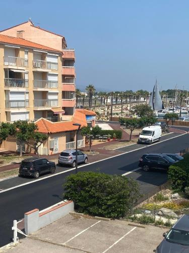 PORT et PLAGE