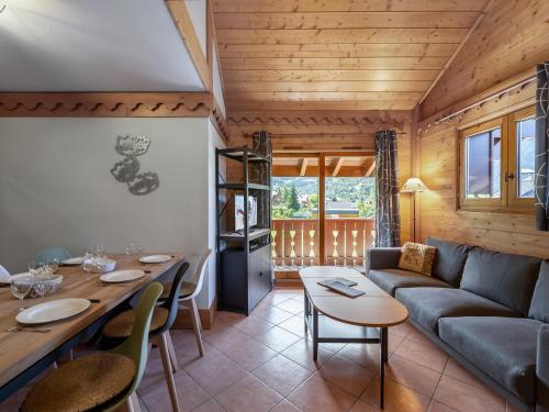 Duplex ski aux pieds avec piscine et animaux admis