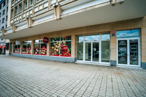 Το κτήριο όπου στεγάζεται  το διαμέρισμα