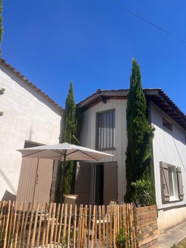 Chalet bois avec terrasse dans le Sauternais