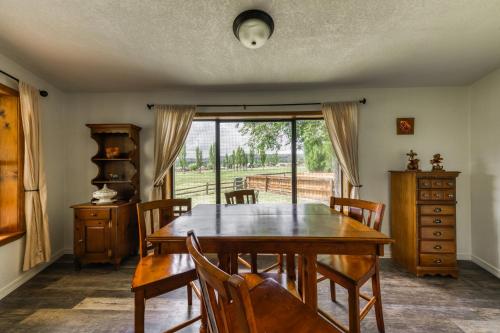 Gallery image of Par Fore The Course: Your Golf-side Getaway in Ruidoso