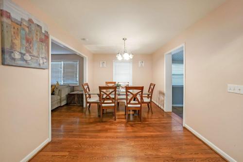 Gambar di galeri bagi Marietta 2BR - Close to Atlanta di Marietta