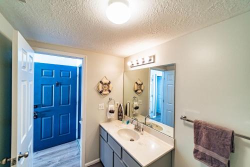 Galeriebild der Unterkunft Osage Oasis - Unmatched Views Convenient Location in Osage Beach
