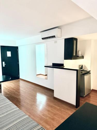 Dapur atau dapur kecil di Urquiza Apart Hotel & Suites