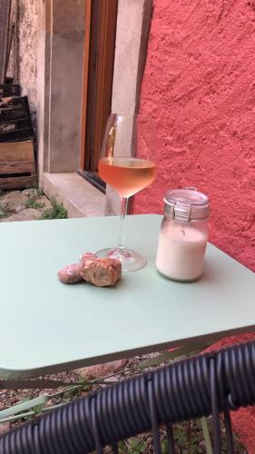 Ποτά στο Cosy home with a great yoga studio