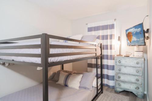 Bethys Beachy Beauty Regency Towers photo 19