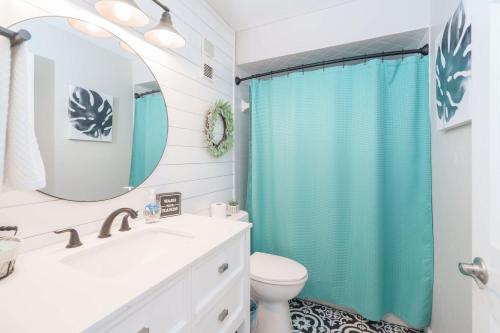 Bethys Beachy Beauty Regency Towers photo 18