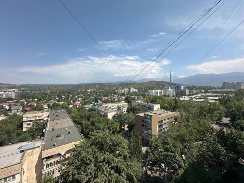 Nespecifikovaný výhled na hory nebo výhled na hory při pohledu z apartmánu