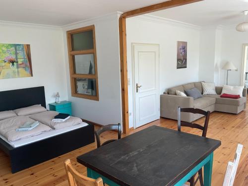 Χώρος καθιστικού στο Ferienwohnung "Storchennest"