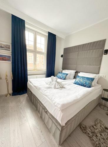 Cloud 9 King Size Bed-Old Town View Apartment Gdańsk