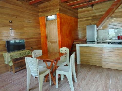 Gallery image of Bungalow Poetare buenos días in Oxapampa