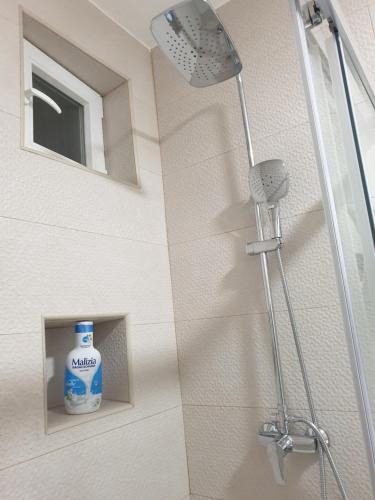 Vannituba majutusasutuses Apartment Serenity Nest