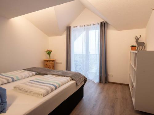 Una cama o camas en una habitación de Trocker