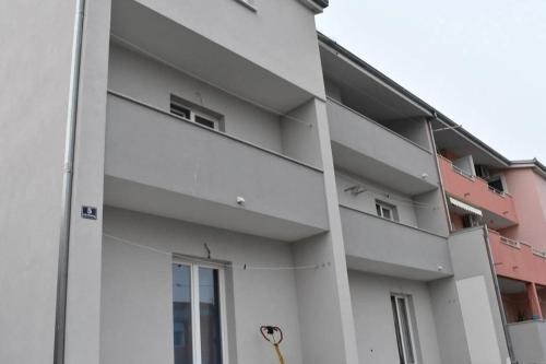 Apartments with parking space Kastel Stari, Kastela - 24803