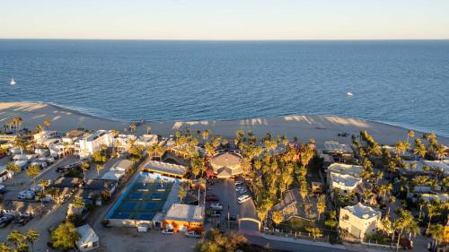 an aerial view of a resort next to the ocean at Hotel Playa Del Sol in Los Barriles