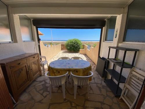 Villa T3 Mezzanine, 6 pers., Accès plage, Parking, Animaux admis - FR-1-798-39
