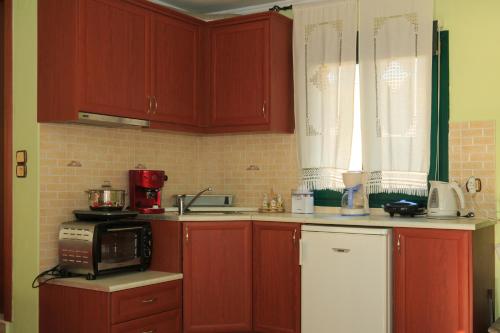 Gallery image of To Asteri in Avgonyma