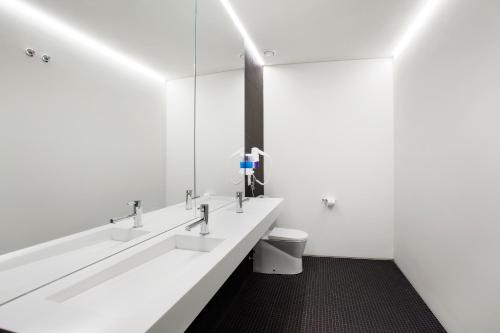 Koupelna v ubytování Ascensor da Bica - Lisbon Serviced Apartments