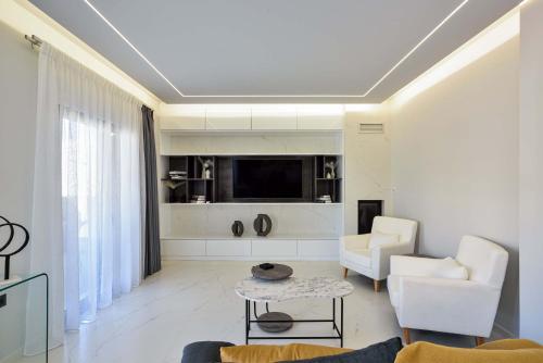 Artemis Luxury Home