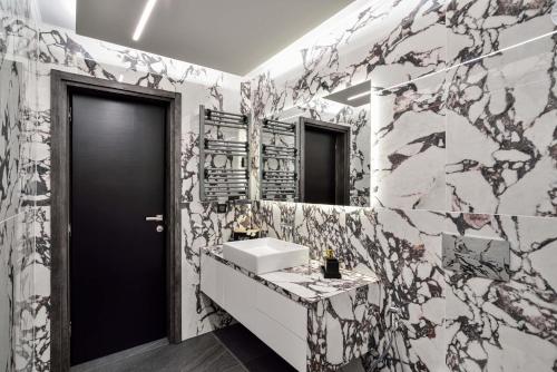 Artemis Luxury Home
