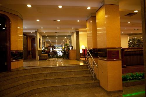 Vstupní hala nebo recepce v ubytování Hotel Gran Corona
