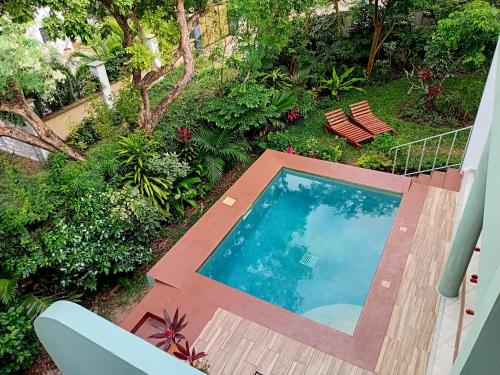 Kolam renang di atau dekat dengan The Pool House & The Colobus House, Bella Seaview, Diani Beach, Kenya