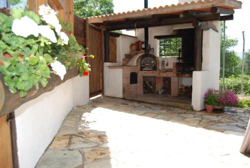 Un patio o zona al aire libre en Casa Rural La Marta