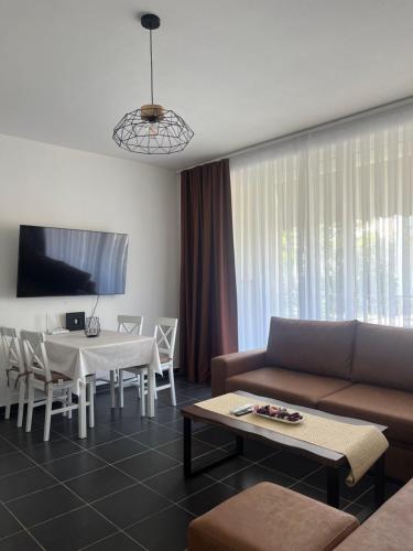 TV a/nebo společenská místnost v ubytování Klea-s Home