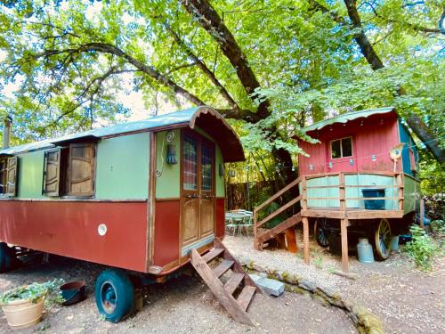 Το κτήριο όπου στεγάζεται  το bed & breakfast