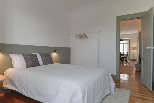Jardim do Embaixador Apartments by LovelyStay