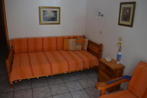 Gallery image of House Mantesos in Kinira