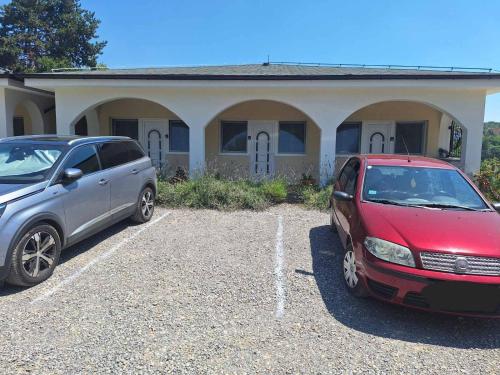 Фотография из галереи Apartmani MAJ в городе Врдник