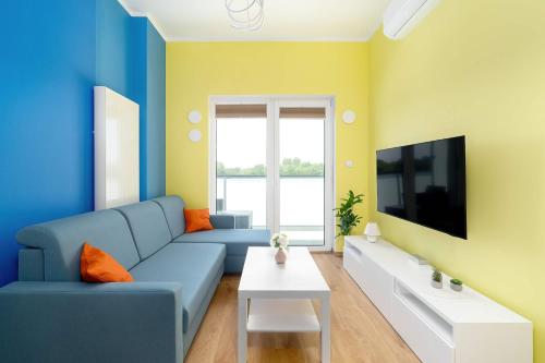 Colorful Apartment Rataje Poznań with Parking and Air Conditioning by Noclegi Renters