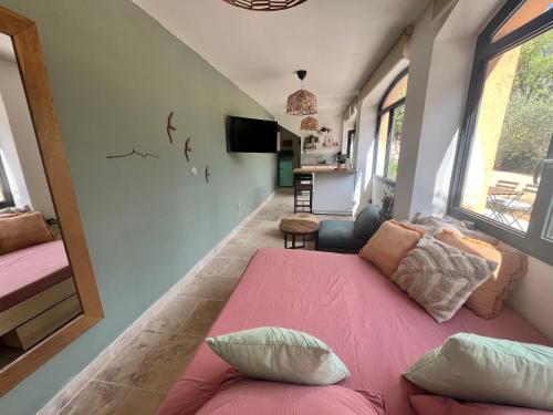 Aix-en-Provence, Cosy studio au calme de la campagne avec Spa et Clim