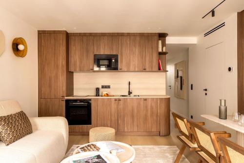 Magnificent apartment -2BR-6P- Musée du Louvre
