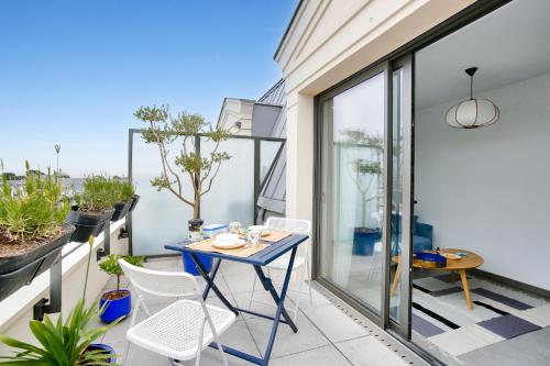 Studio pour 2 avec balcon - 700 m de la plage