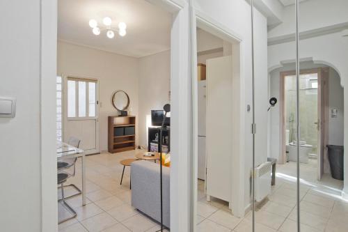 The Little House at Moschato 1BR, WiFi, AC