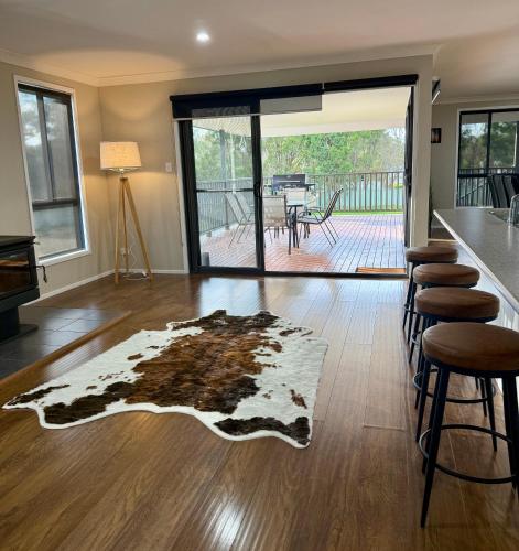 Un lugar para sentarse en Executive Denman Home