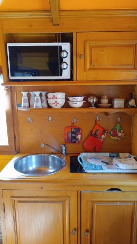 Dapur atau dapur kecil di La Clé des Roulottes