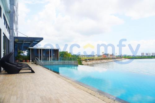 Piscina en o cerca de 2BR One Residence 19AK City View