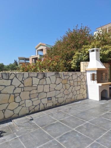 Το κτήριο όπου στεγάζεται  η βίλα