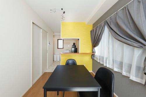 Shimoshinmei Apartment by Tranova