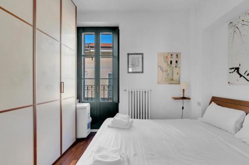 Centric Flat