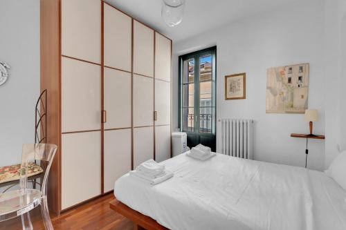 Centric Flat