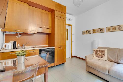 Centric Flat