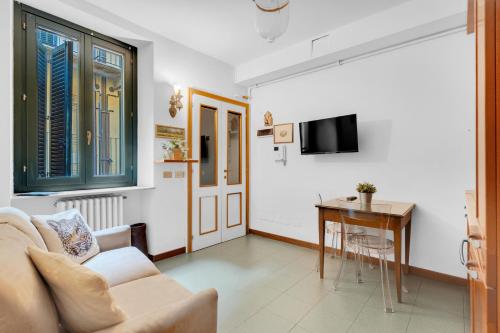 Centric Flat